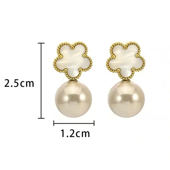 Alhambra Mother Of Pearl Clover 18K Gold Stainless Steel Waterproof Earrings - Picture 4 of 6
